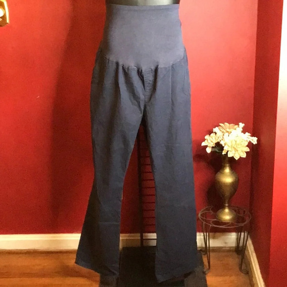OLD NAVY MATERNITY JEANS SIZE 18 - Picture 1 of 5